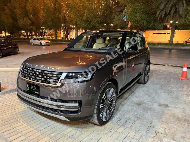 2023 لاند روفر رينج روفر اتش اس اي