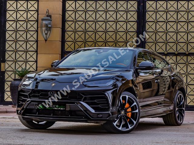 2021 لمبرجيني اوروس 