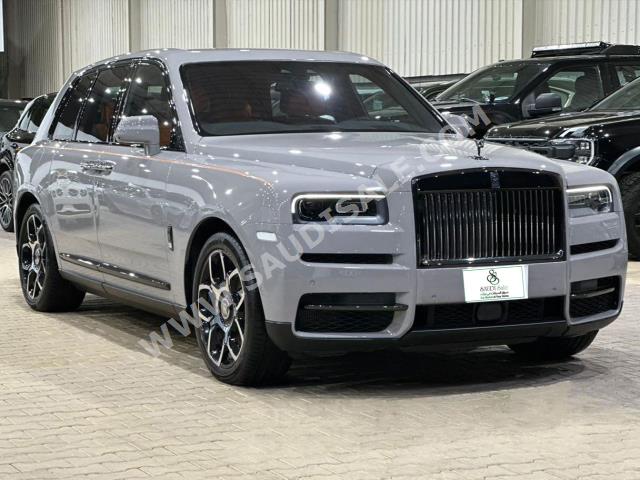 2022 رولز رويس كولينان بلاك بادج