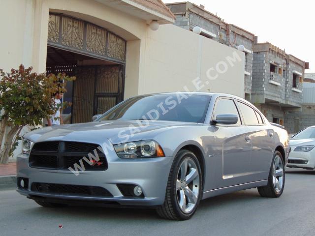 2014 دودج تشارجر ار تي