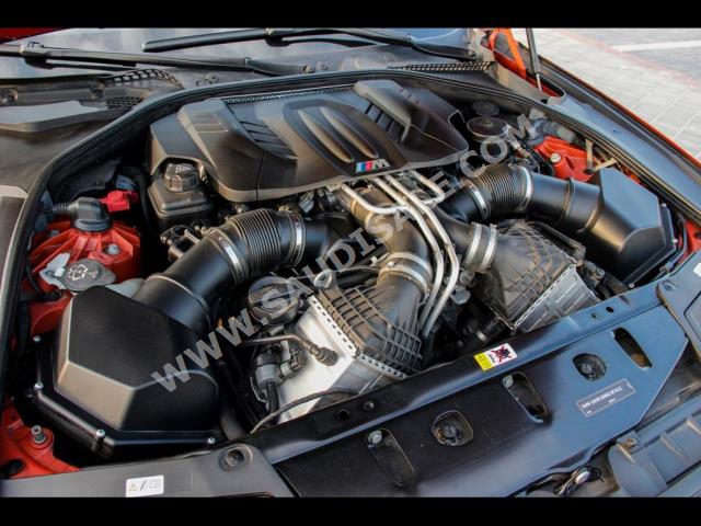 2013 بي ام دبليو الفئة ام إم 5