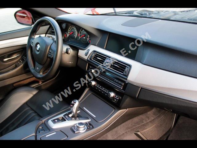 2013 بي ام دبليو الفئة ام إم 5