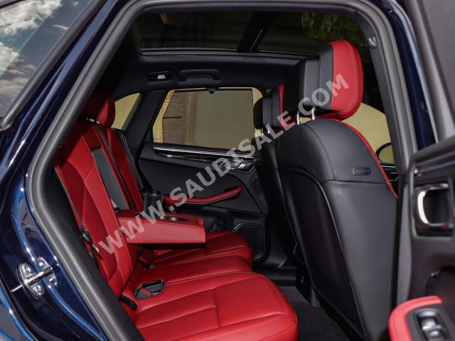 2022 بورش ماكان