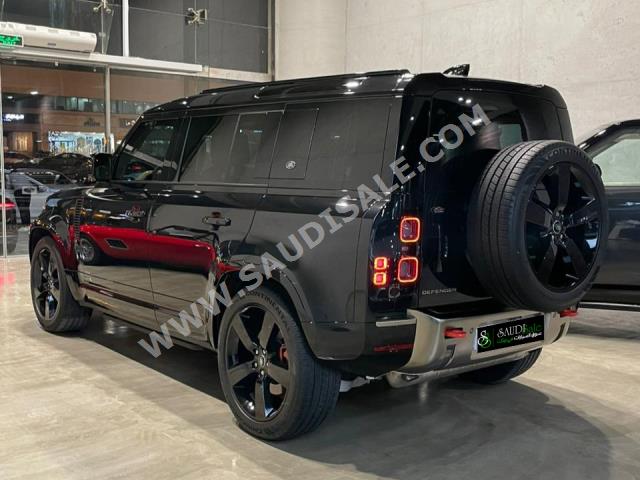 2023 لاند روفر ديفيندر اكس