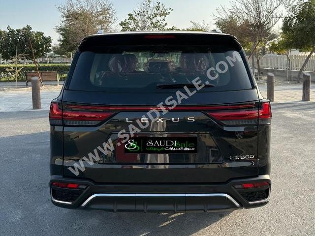 2023 لكزس إل إكس 600 إف