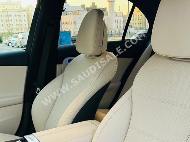 2023 مرسيدس - بنز سي 180