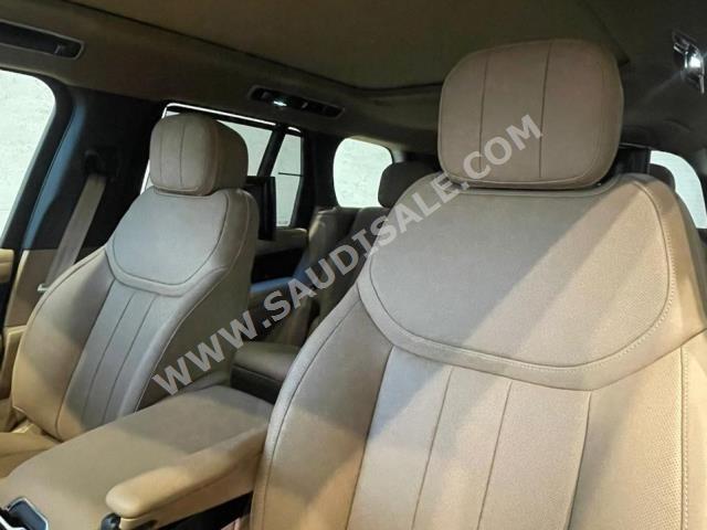 2023 لاند روفر رينج روفر اتش اس اي