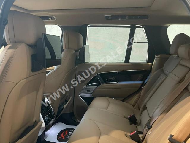 2023 لاند روفر رينج روفر اتش اس اي