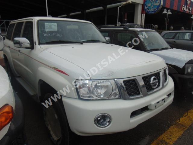 2016 نيسان باترول سفاري