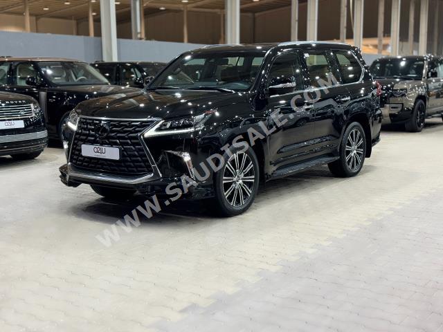 2021 لكزس إل إكس 570