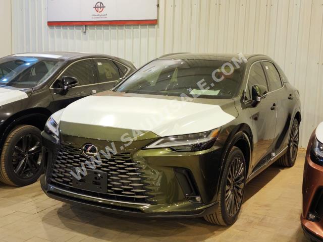 2024 لكزس أر إكس 350