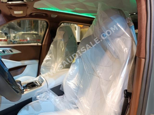 2023 بي ام دبليو اكس ام