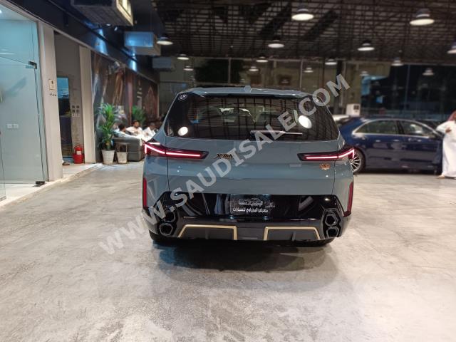 2023 بي ام دبليو اكس ام