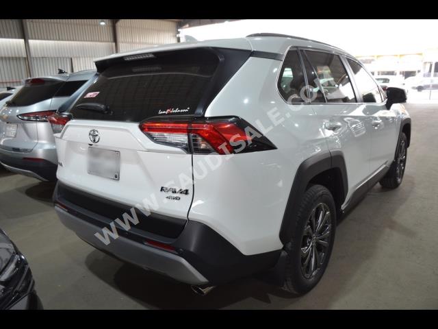 2023 تويوتا راف 4