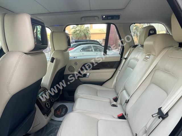 2019 لاند روفر رينج روفر فوج ان اي