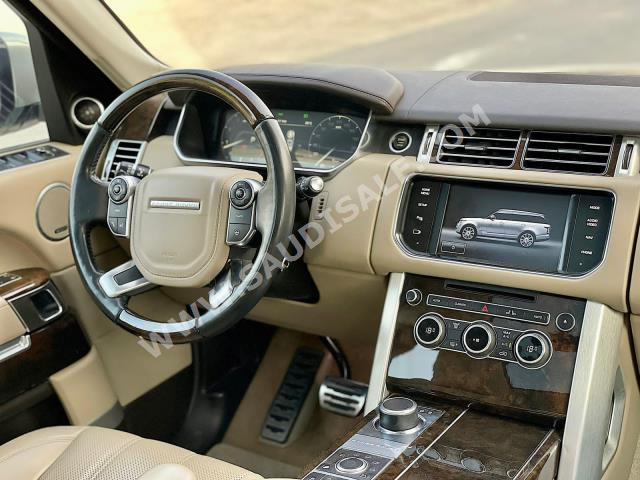 2014 لاند روفر رينج روفر فوج ان اي