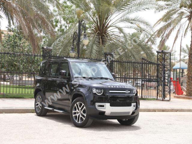 2023 لاند روفر ديفيندر اتش اس اي