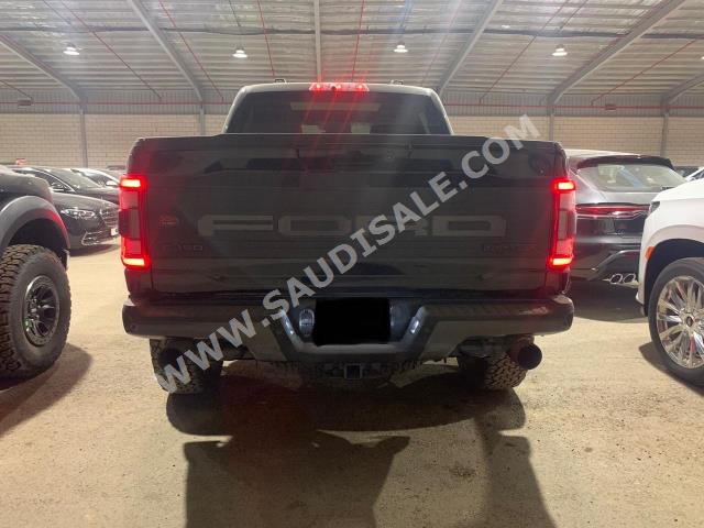 2021 فورد اف 150 رابتور