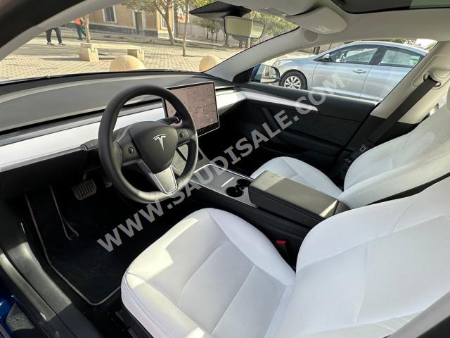 2023 تيسلا 3موديل