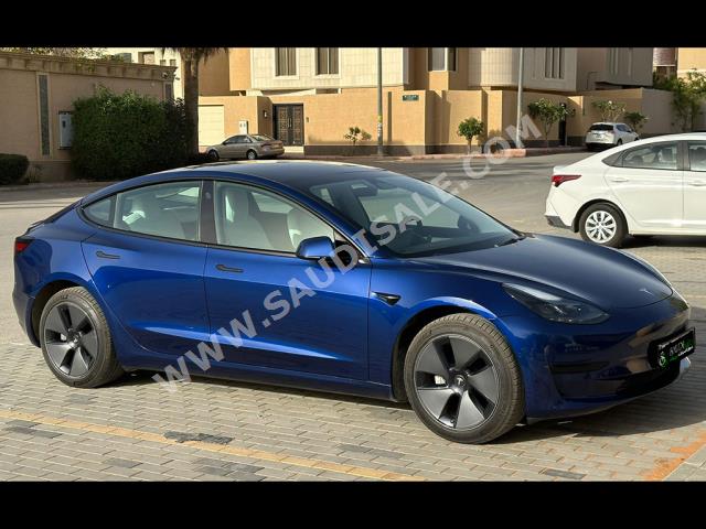 2023 تيسلا 3موديل