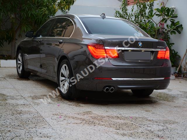 2013 بي ام دبليو الفئة السابعة 730 إل أي