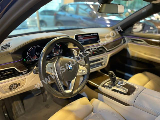 2022 بي ام دبليو الفئة السابعة 730 إل أي