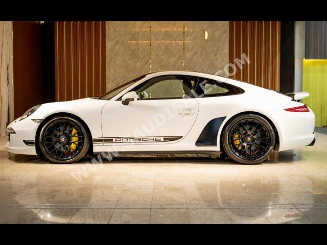 2016 بورش 911 كاريرا جي تي اس