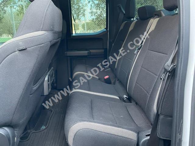 2017 فورد اف 150 رابتور