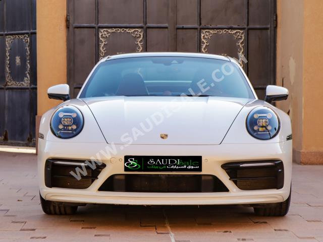 2020 بورش 911 كاريرا
