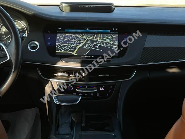 2017 كاديلاك سي تي 6