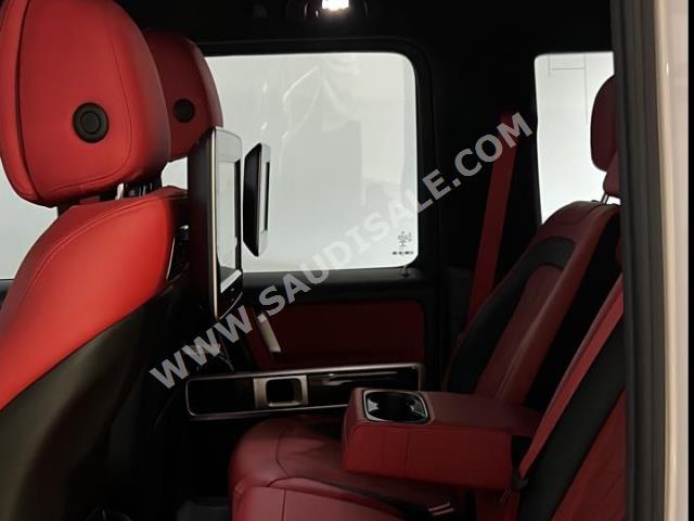 2021 مرسيدس - بنز جي 63 أي إم جي