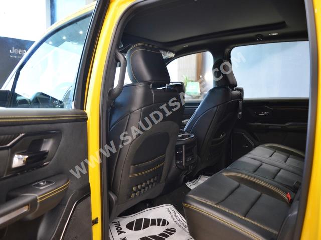 2023 دودج رام تي ار اكس