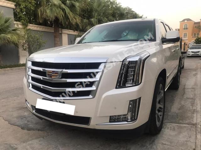 2015 كاديلاك اسكاليد