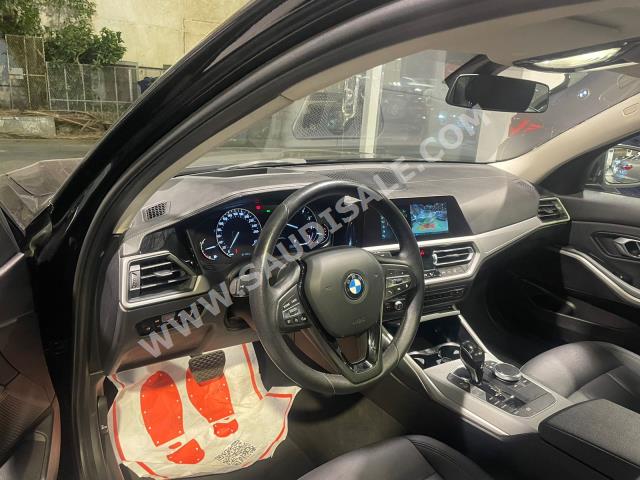 2020 بي ام دبليو الفئة الثالثة 320 أي