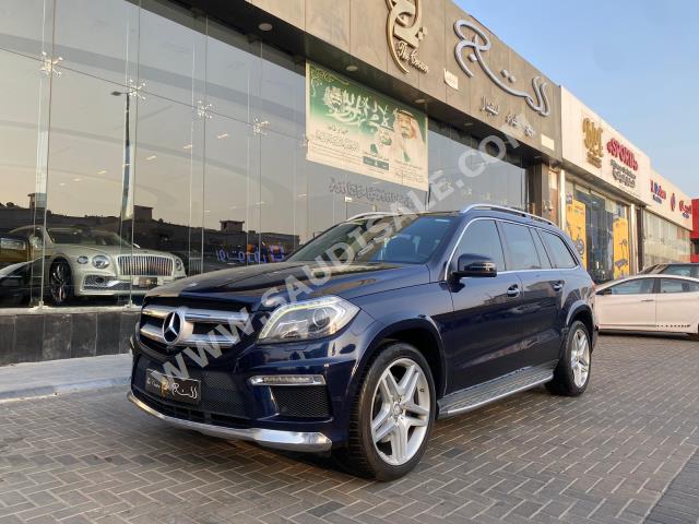 2015 مرسيدس - بنز جي إل 500 أي إم جي