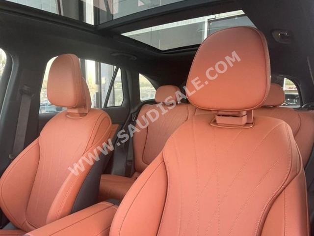 2023 مرسيدس - بنز جي إل سي 200