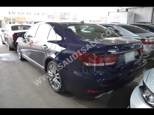 2013 لكزس إل إس 460 إل