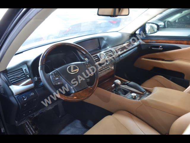 2013 لكزس إل إس 460 إل