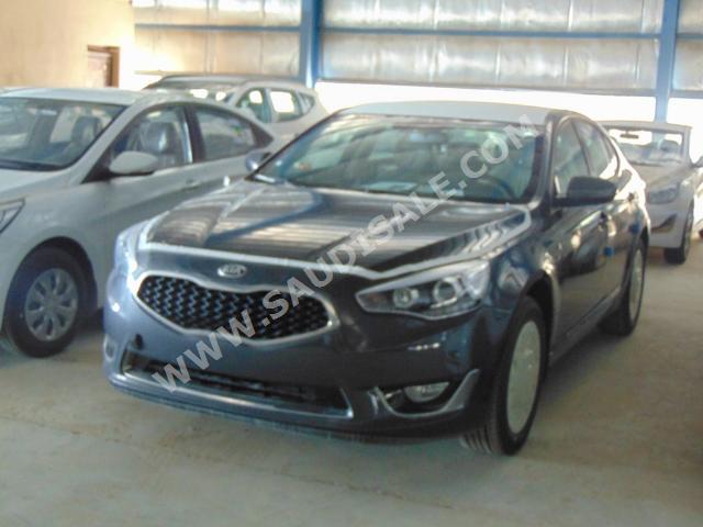 2016 كيا كادينزا