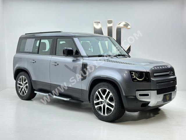 2024 لاند روفر ديفيندر اتش اس اي