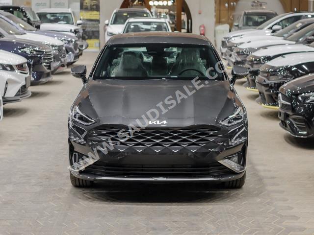 2023 Kia K8