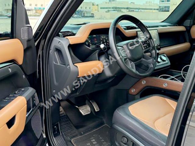 2022 لاند روفر ديفيندر اكس