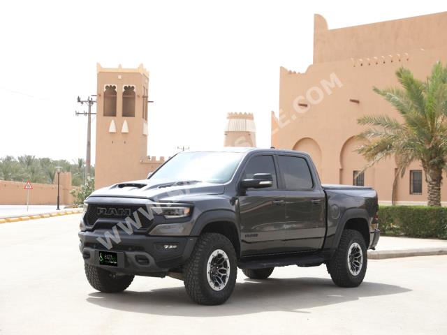 2022 دودج رام تي ار اكس