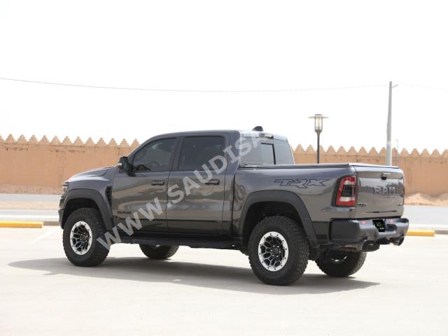 2022 دودج رام تي ار اكس