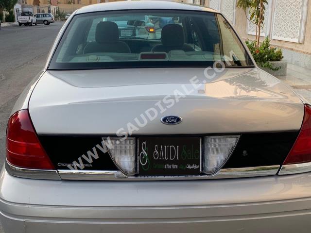 2009 Ford Crown Victoria