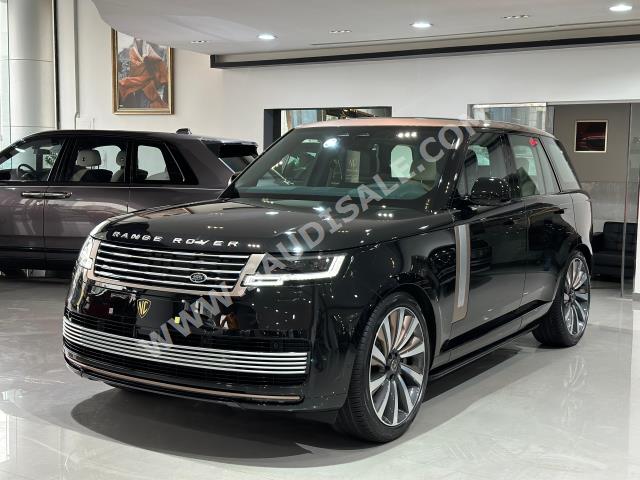 2024 لاند روفر رينج روفر اس في اوتوبيوغرافي