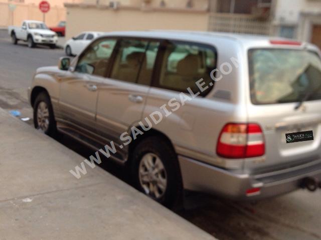 2006 تويوتا لاند كروزر في اكس ار