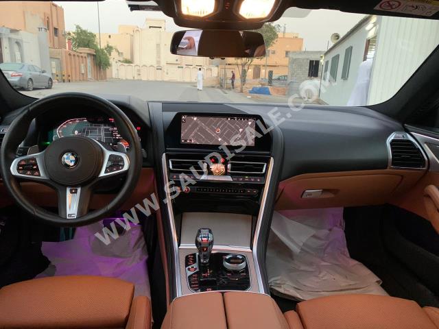 2020 بي ام دبليو الفئة الثامنة 840 أي إم