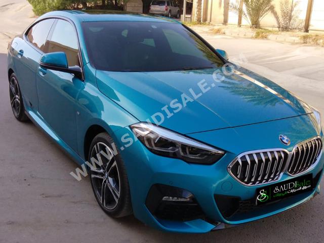 2021 بي ام دبليو الفئة الثانية 218 أي