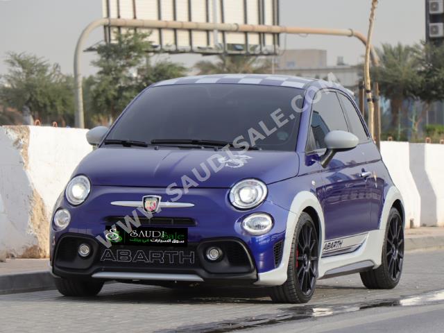 2020 فيات ابارث 695 70 انيفرساريو